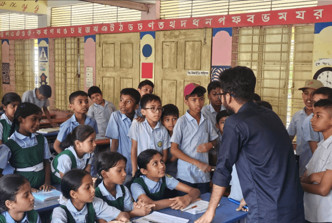 Mukto Akash Pathsala